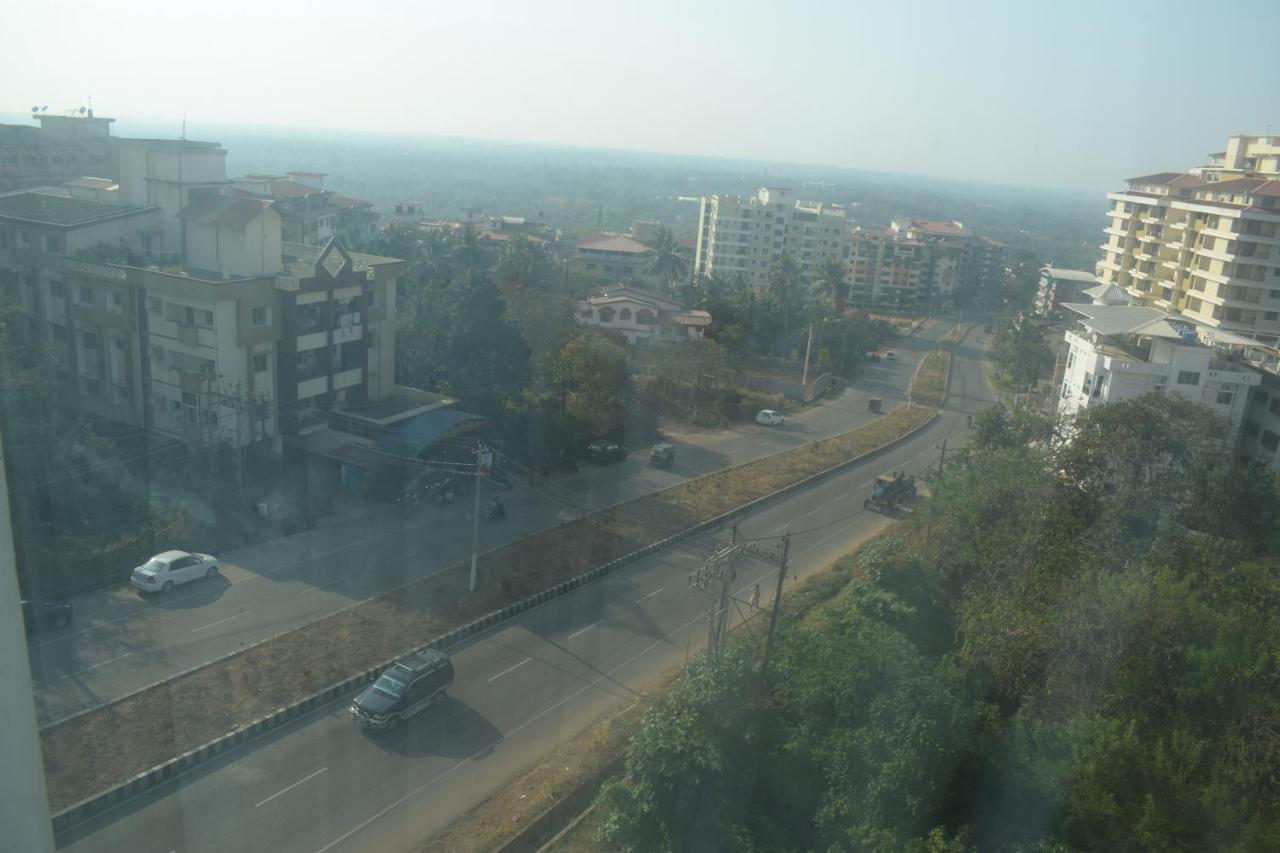 Country Inns & Suites By Radisson Manipal Exterior foto