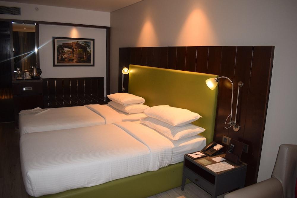 Country Inns & Suites By Radisson Manipal Exterior foto