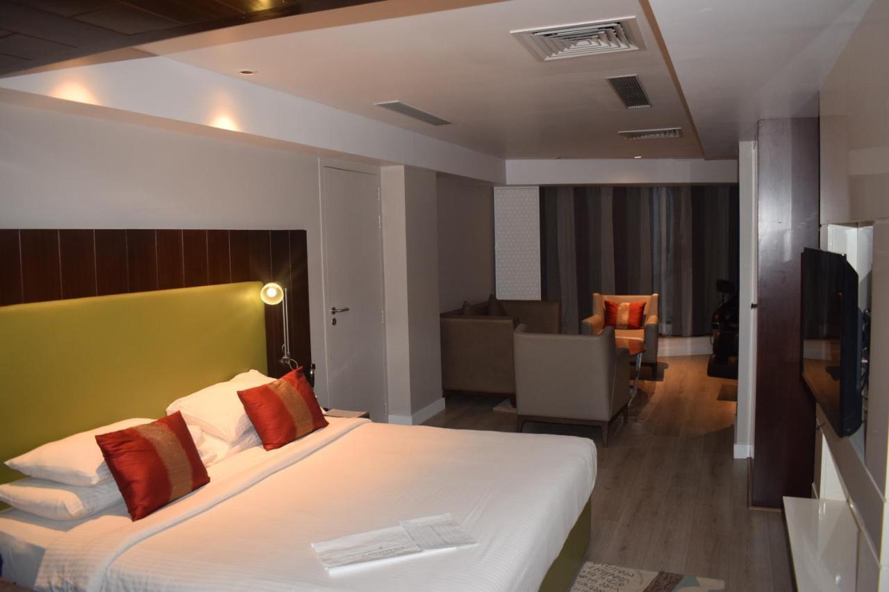 Country Inns & Suites By Radisson Manipal Exterior foto
